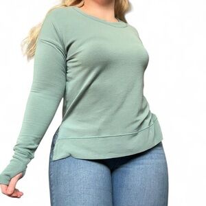 Athleta Green crewneck long sleeve side slits soft shirt light weight sweatshirt